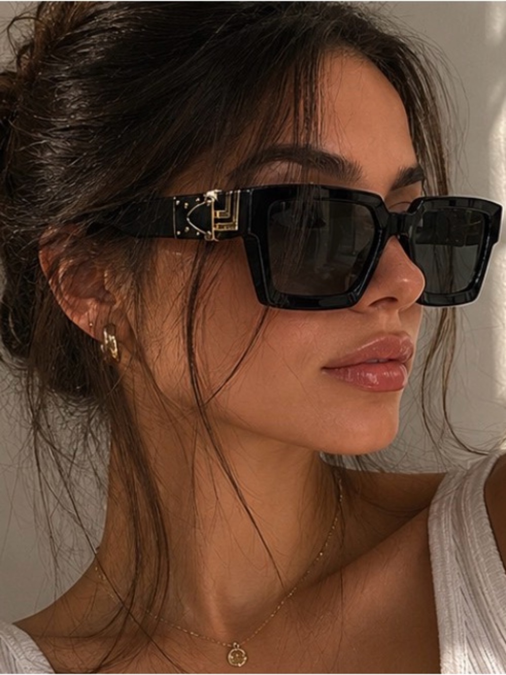 Black Oversized Square Sunglasses – Gold Detail Frames Streetwear